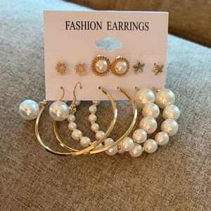 Elegant Gold and Pearl Earring Set
